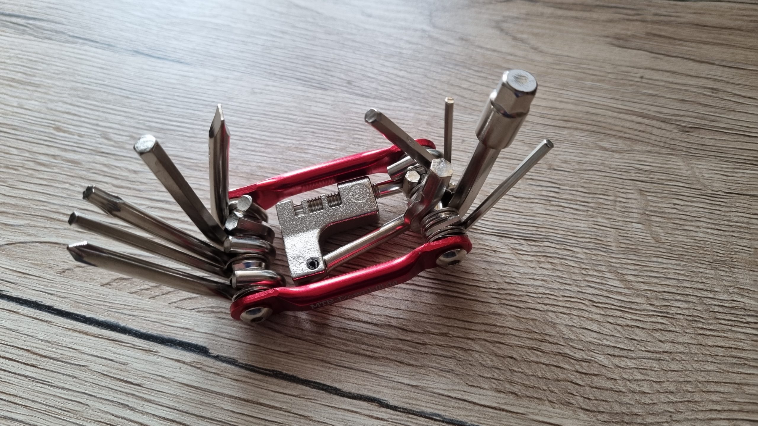 MTB Multitool - Werkzeug (rot)